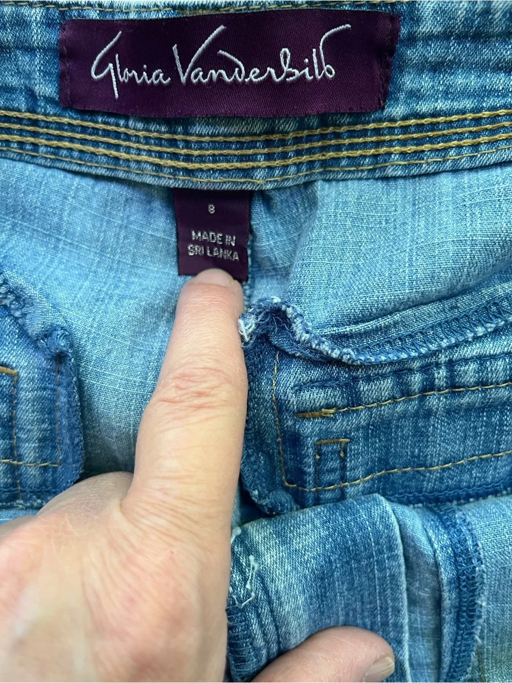 Gloria Vanderbilt Light Wash Denim Jean Shorts